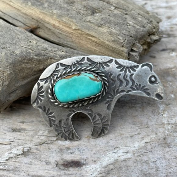 Signed AJC Native American Navajo Sterling Silver Turquoise Bear Pin - Picture 11 of 14